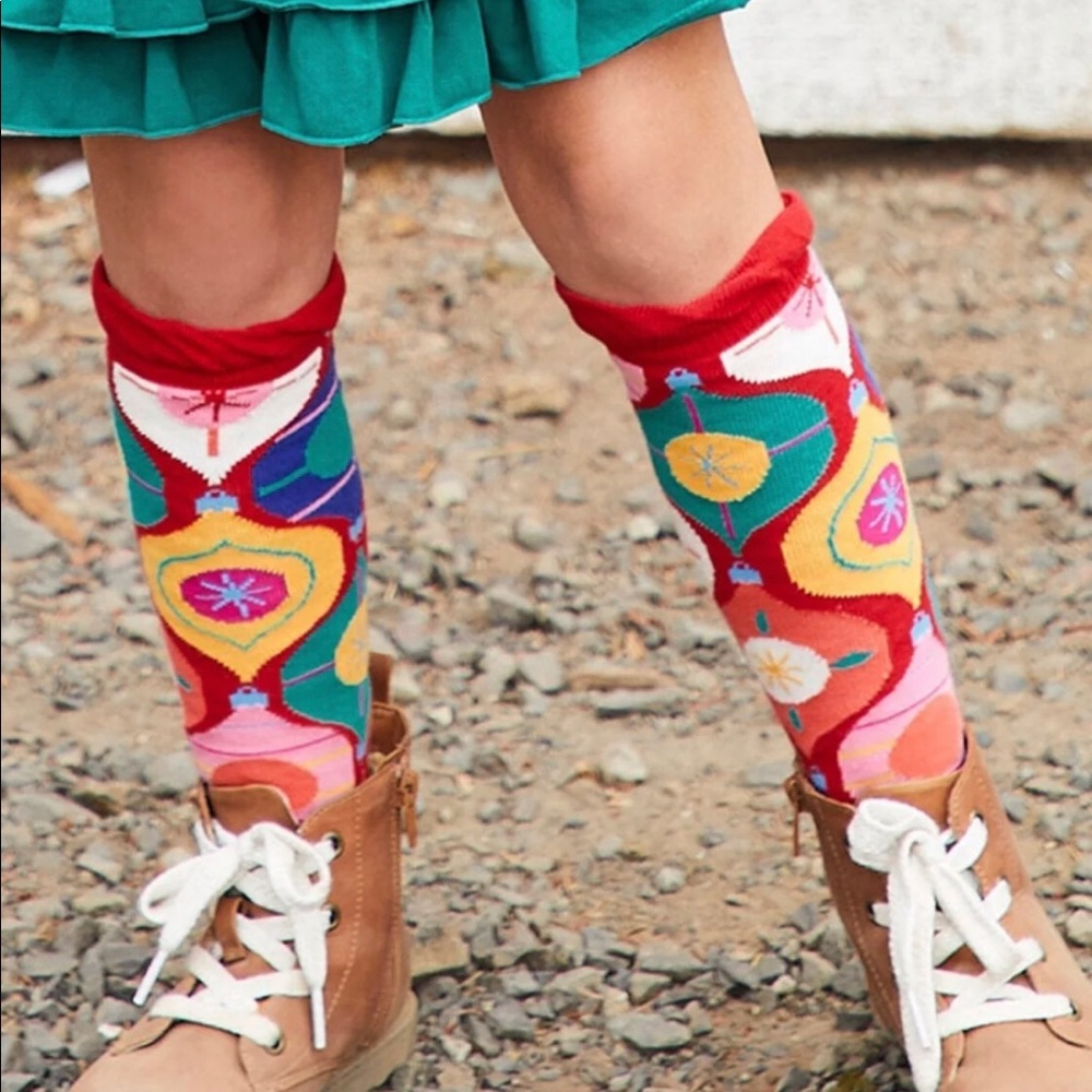 Size Large NWT Matilda Jane Ornamental Socks